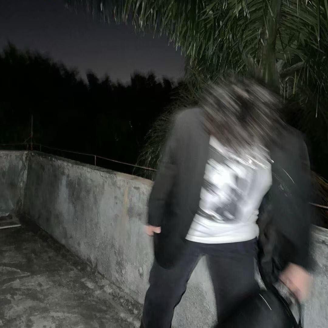 蓝眼泪
