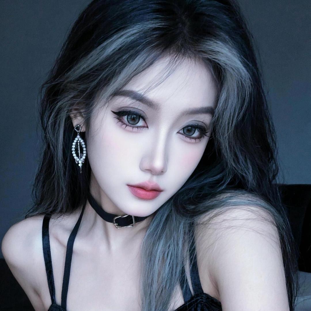 柒柒