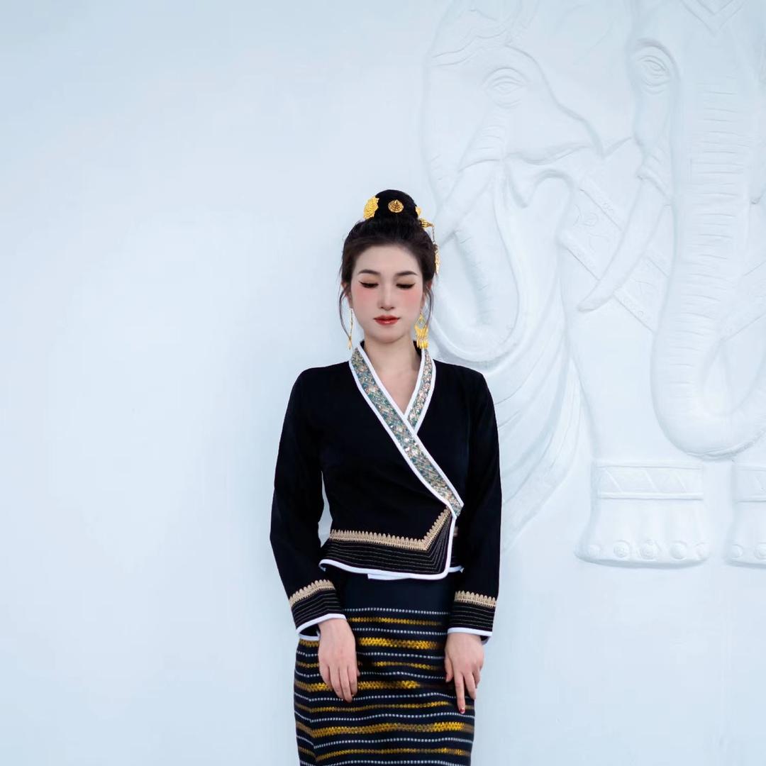 玉儿傣装