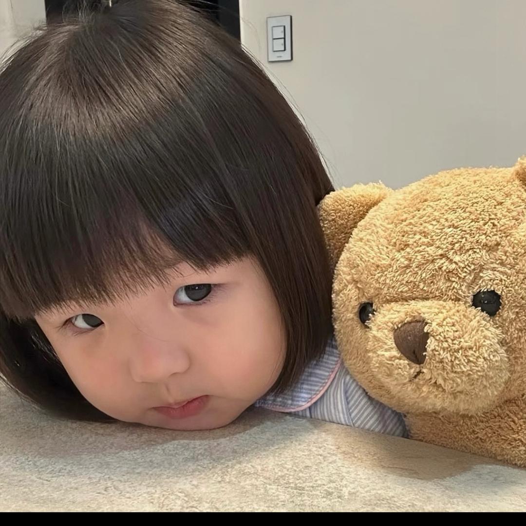 洋洋脸不圆