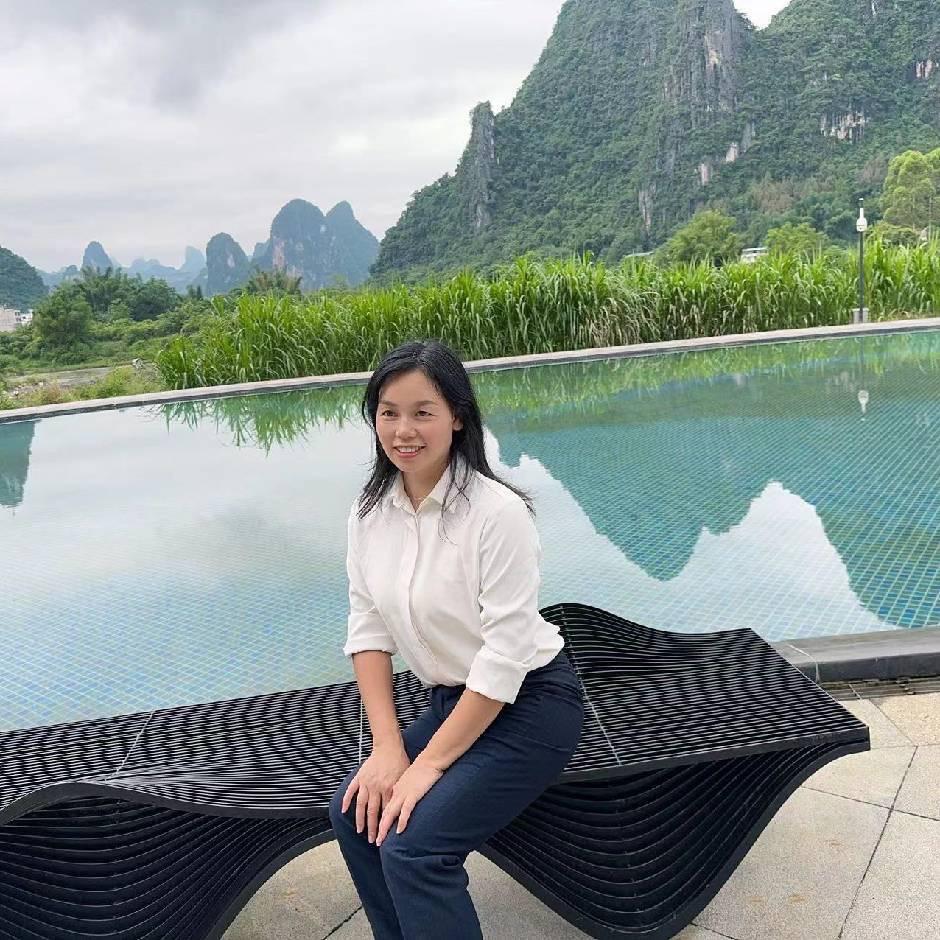 苗族小玉姐