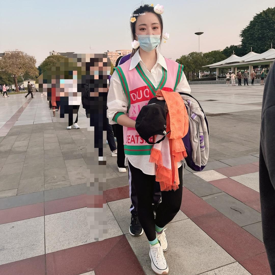满眼笑意