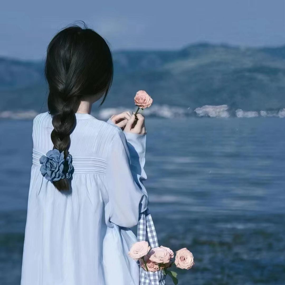 蓝桉｜