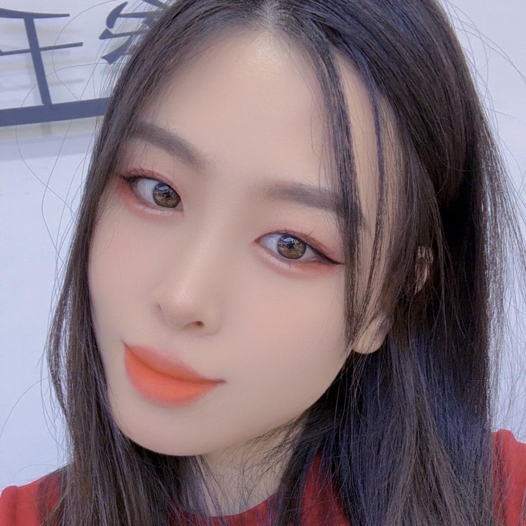 叁千金~潞涵汐批发集合店