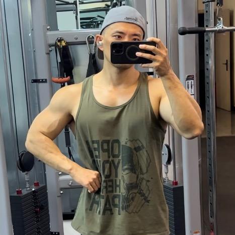 是周周周周周啊