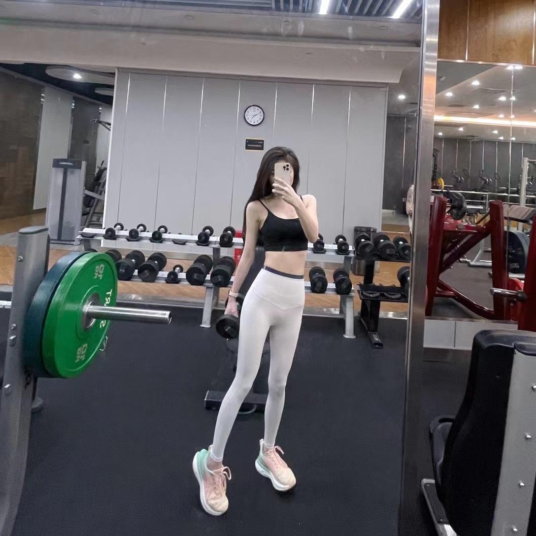 苑子爱运动