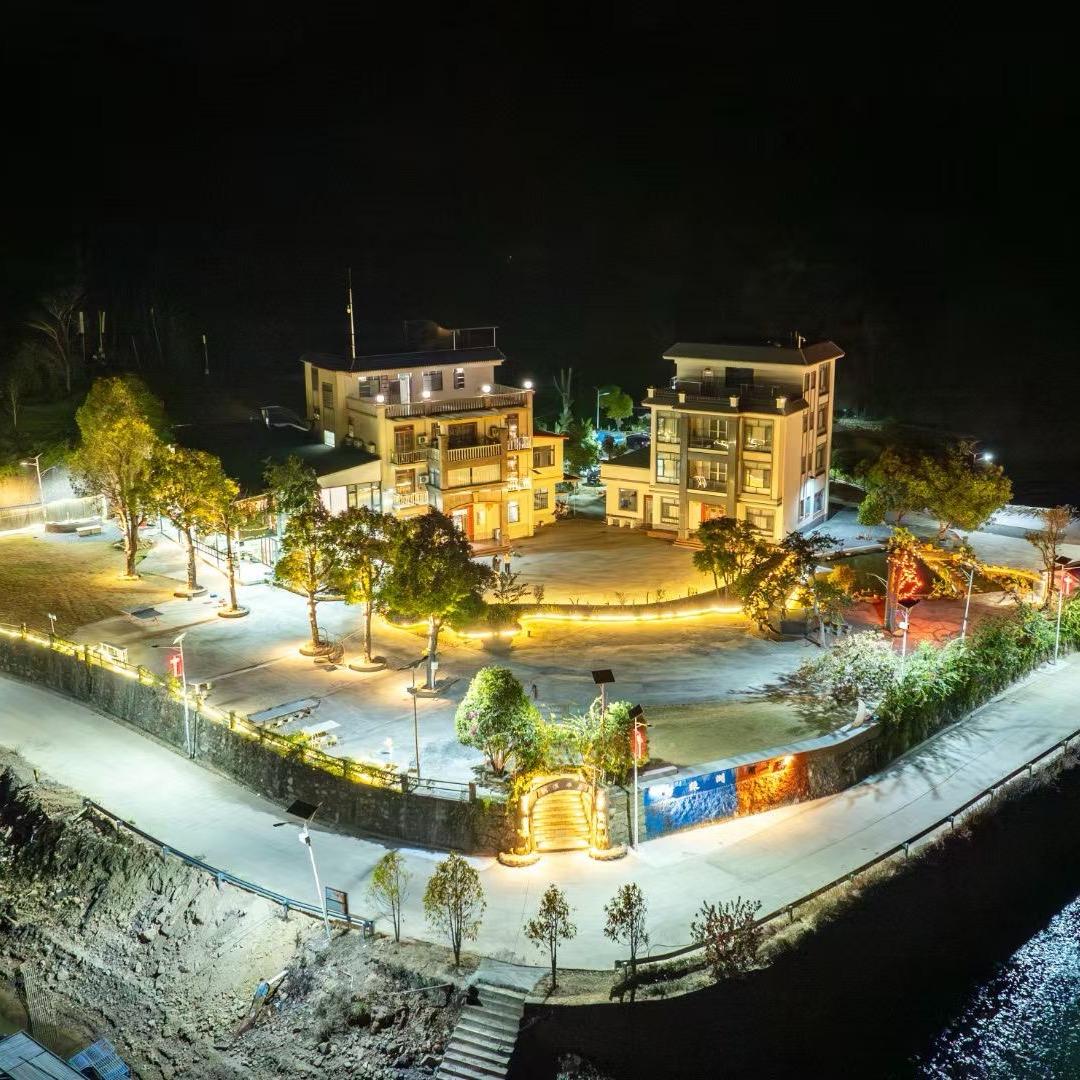 河源万绿湖桃源半岛民宿一女主花姐姐