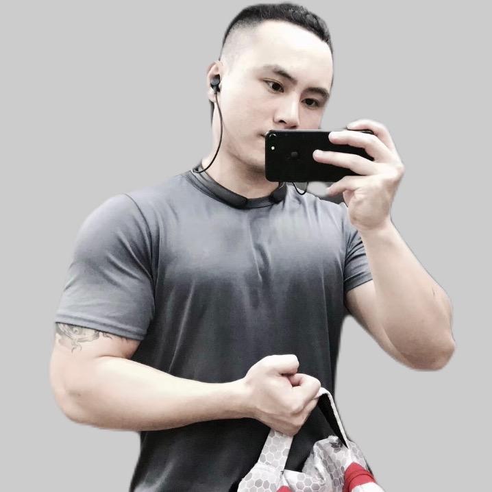 龙一爱健身