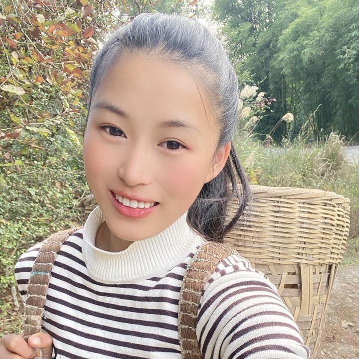 憨憨妹很努力