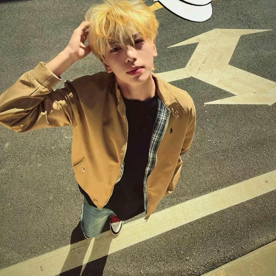 男主角