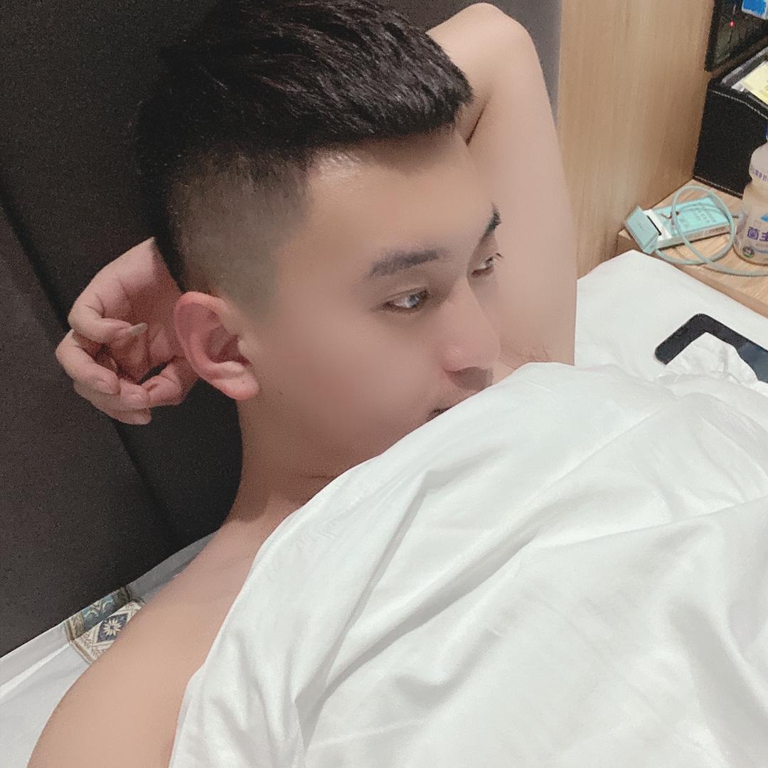 小张很哇塞🤞🏻