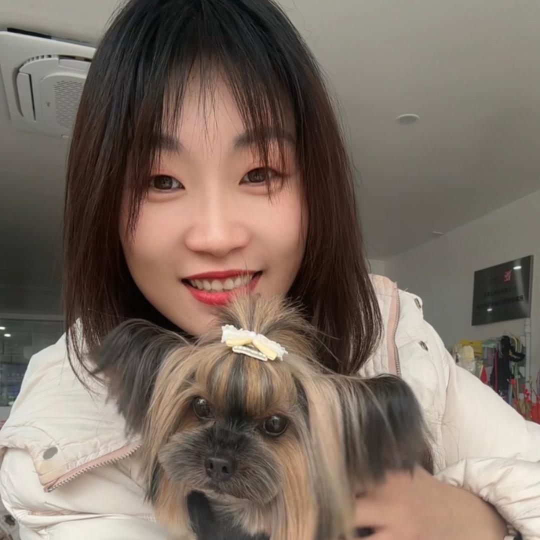 亲爱的猫姑娘和宠物