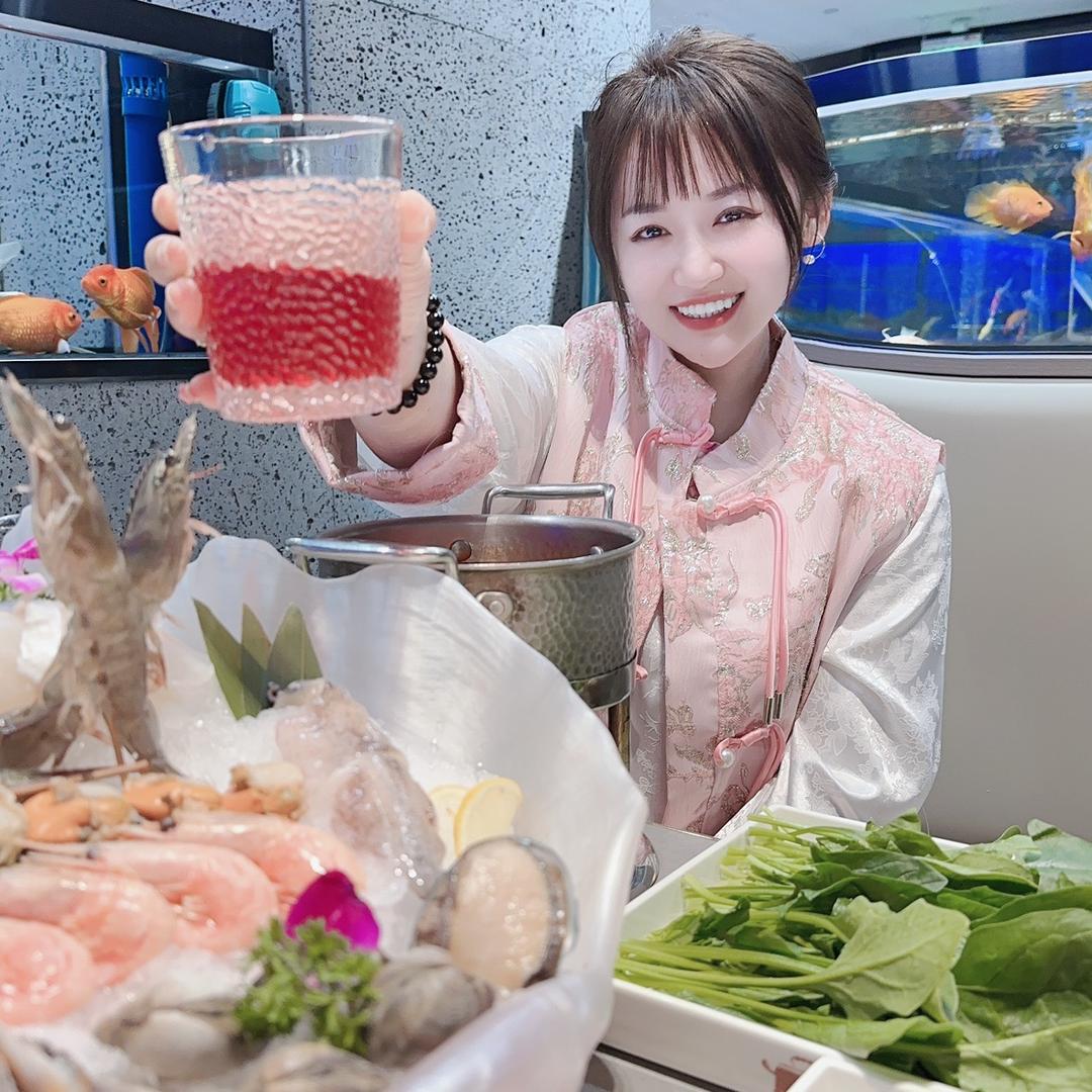 周周小可爱❤️