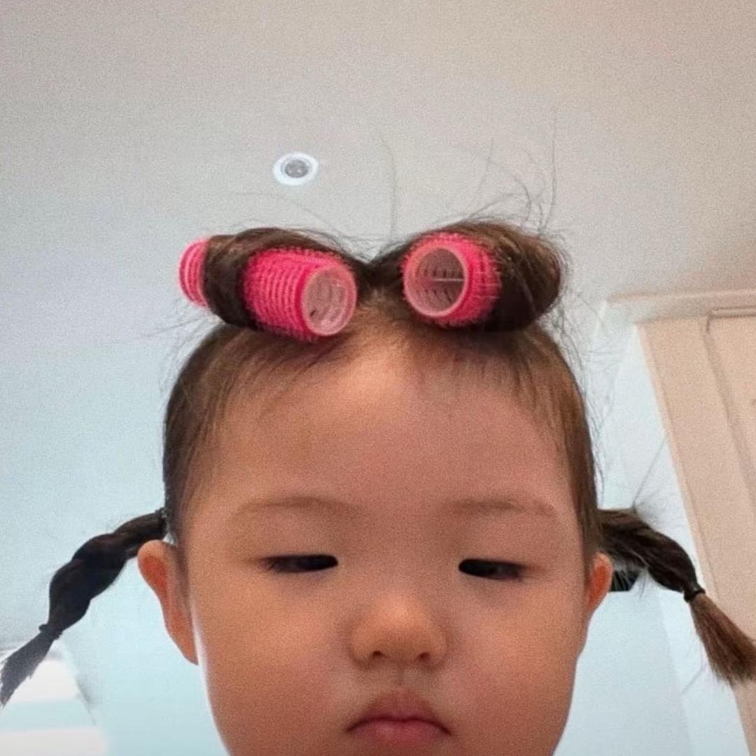 48岁妙龄仙女惨遭18岁霸道总裁激情壁咚