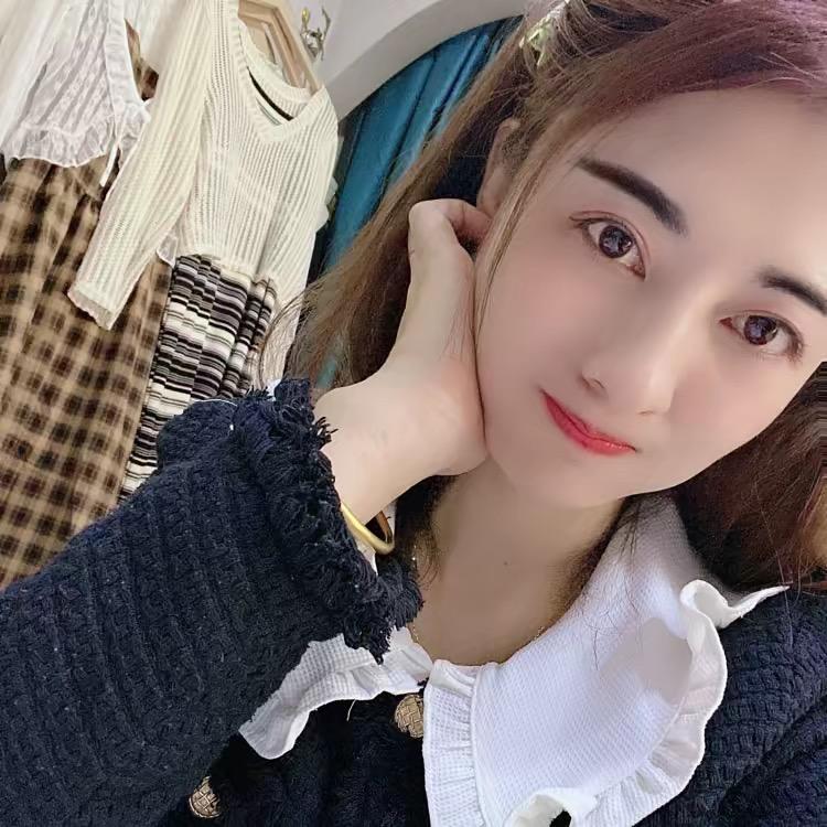 红裙子