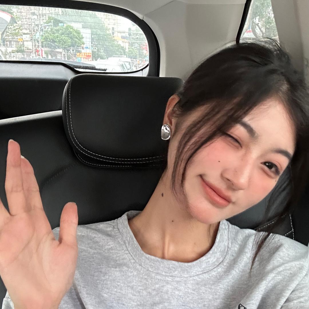 静静女装店Studio