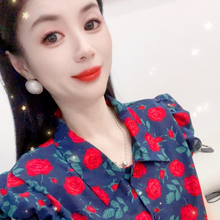 小侠女装批发