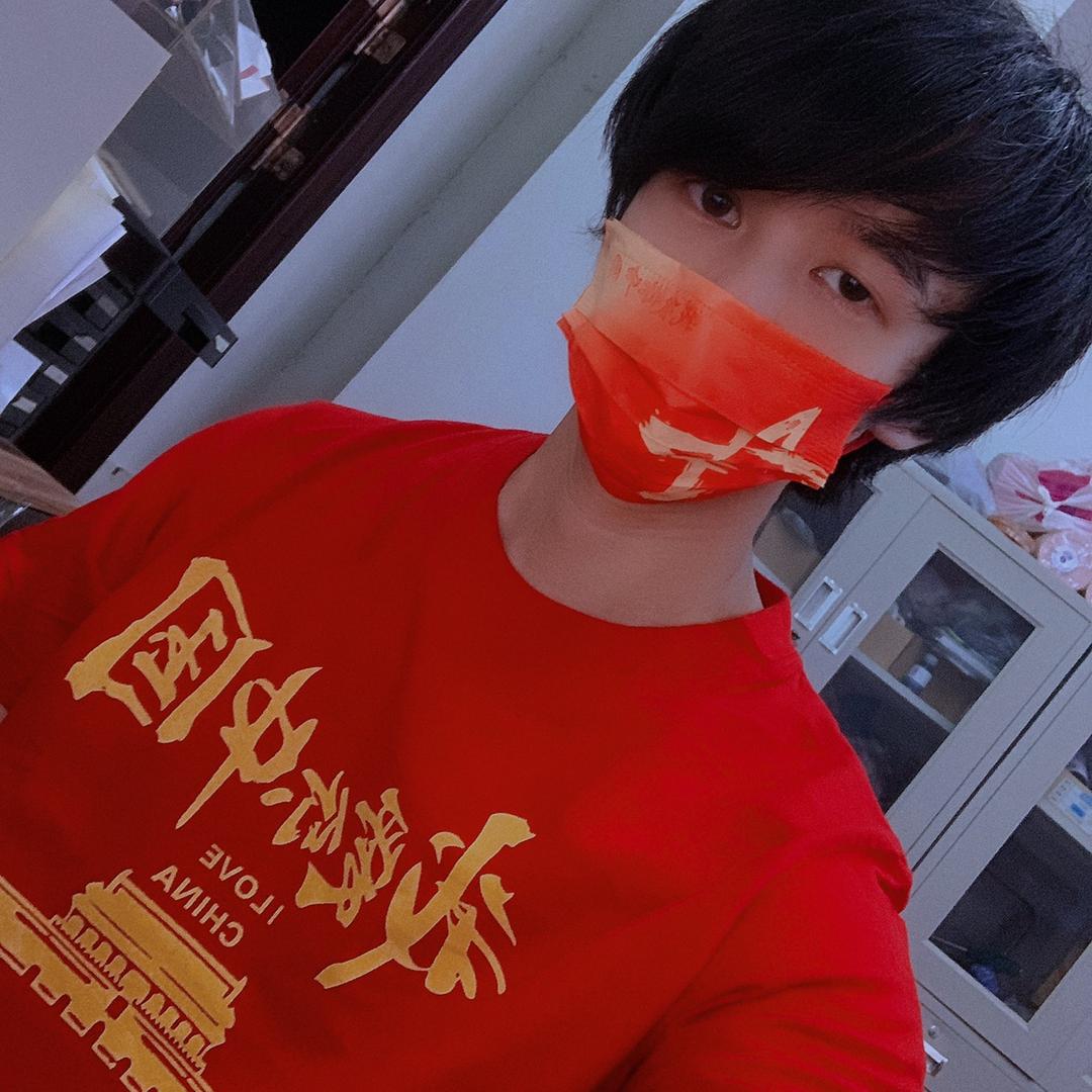 何小双