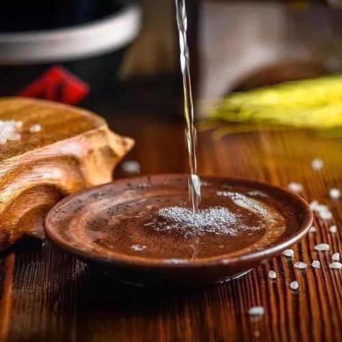 忠鑫诚酒类专营店