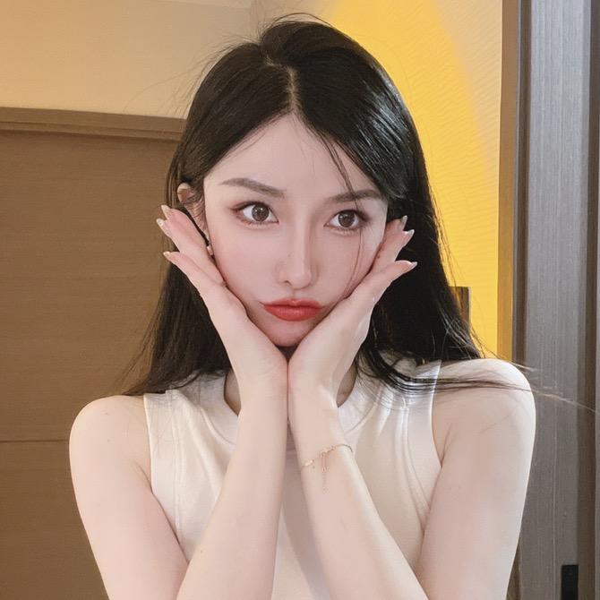 董董Riya