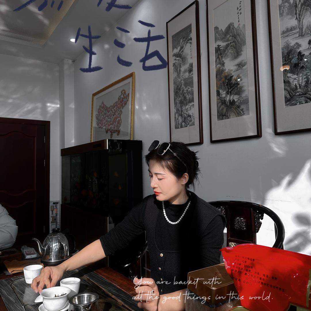 悦成功铝单板--李梦萍