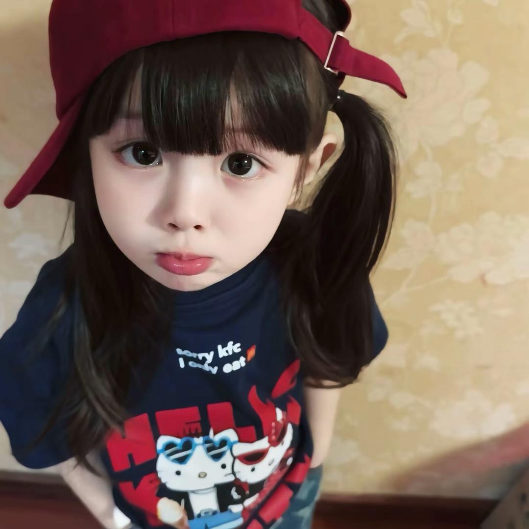小美.