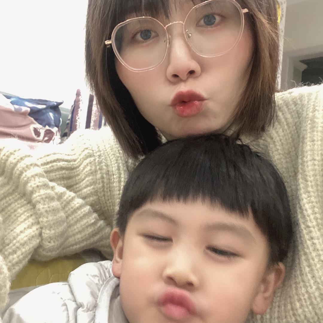 野蛮小钕人