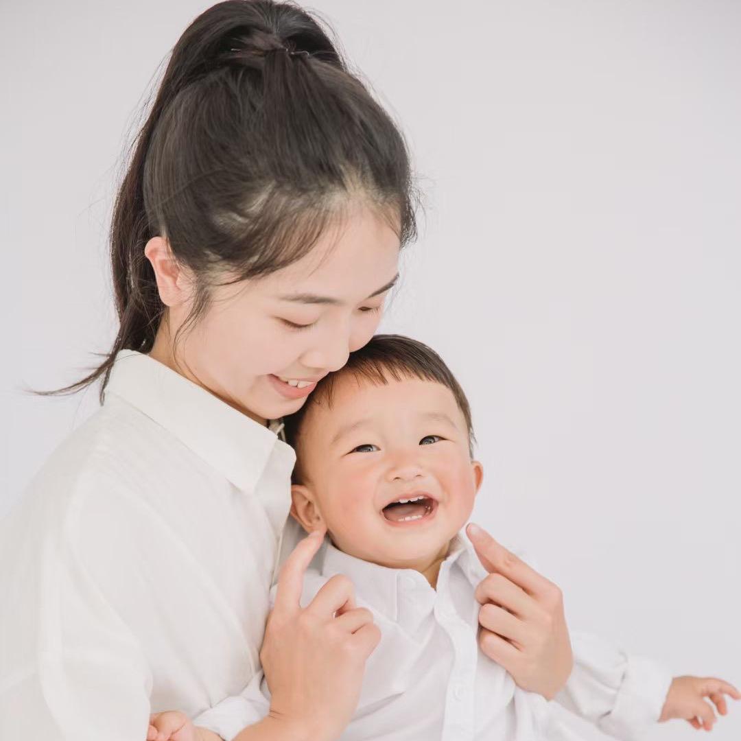 郑晓晓（暖洋洋妈）