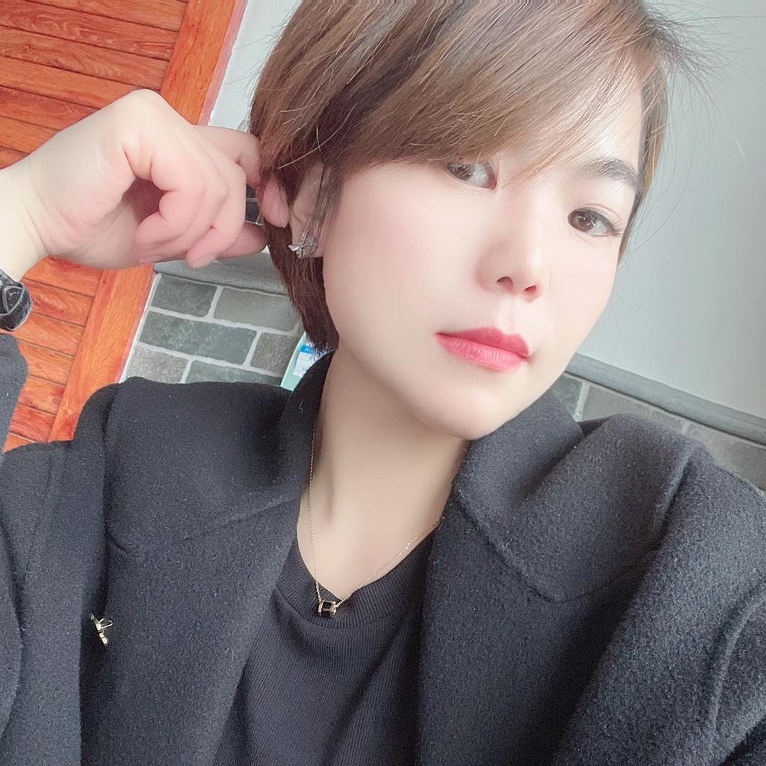 苏苏。