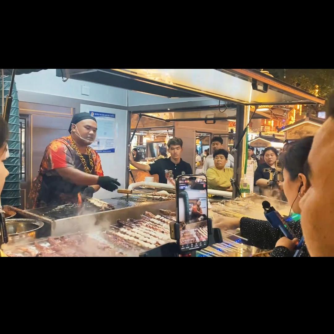 喊麦哥花式火爆鱿鱼