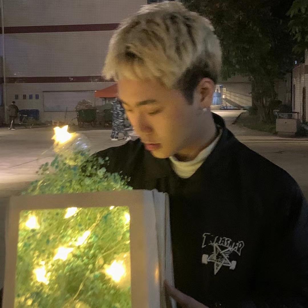 唐唐吃饱饱