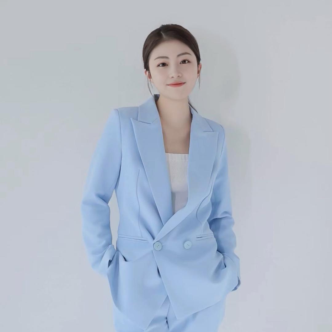 公考行测妮妮老师