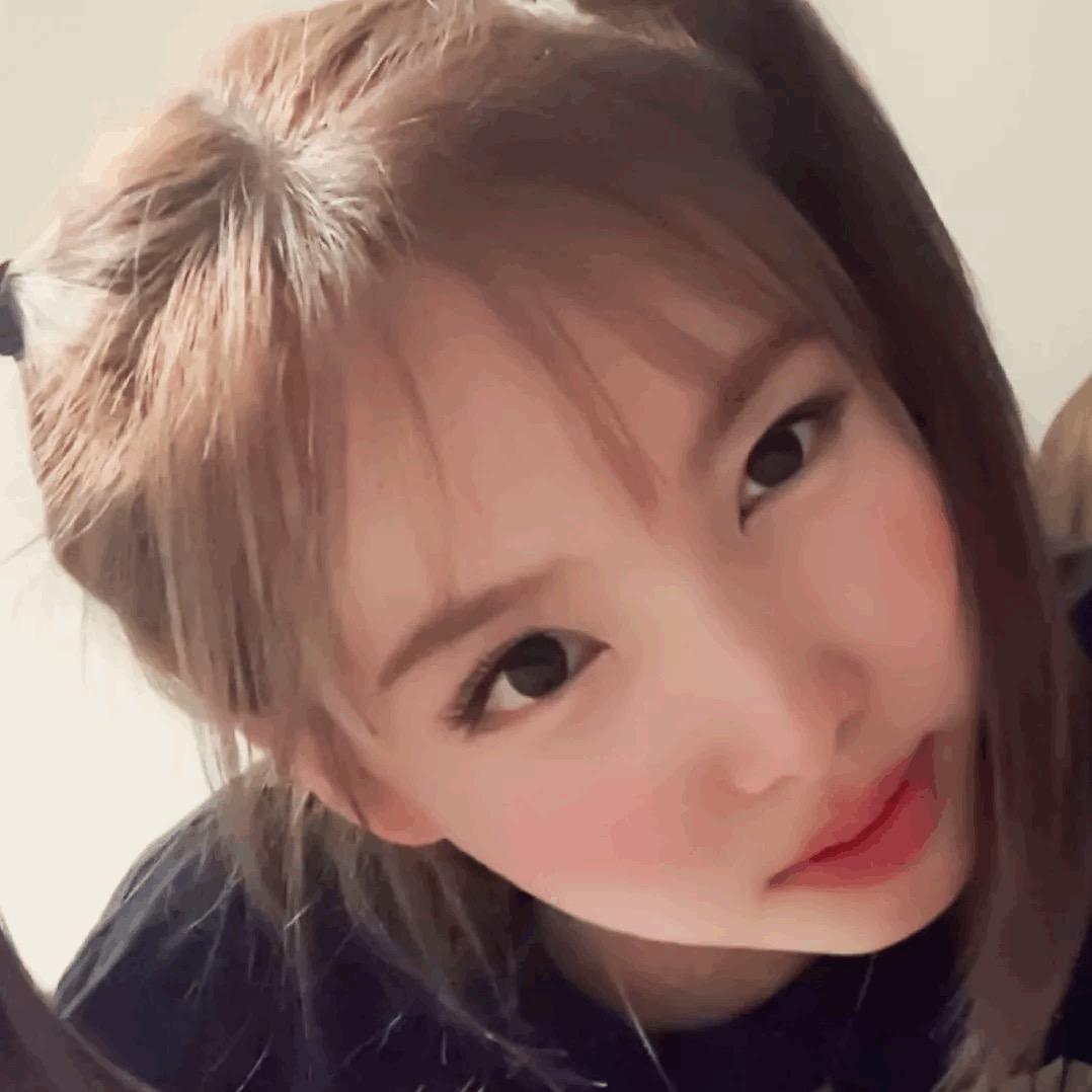 都在欺负萌萌的我