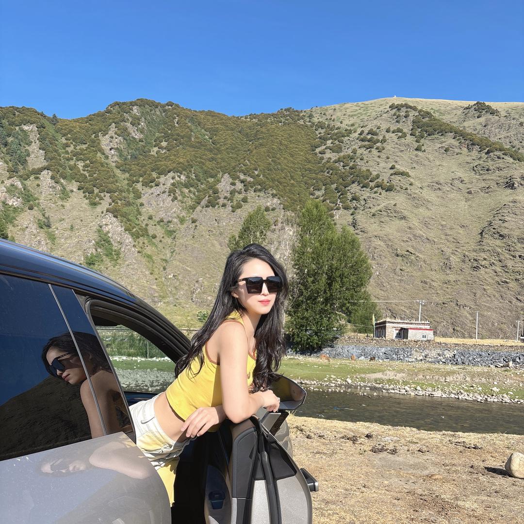 内江房产小杨妹