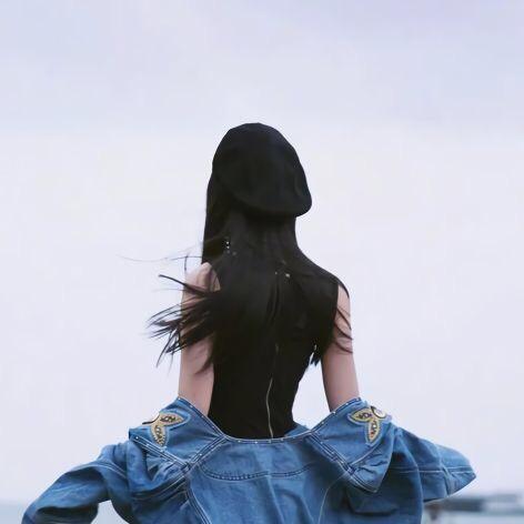 浮灯墨墨染