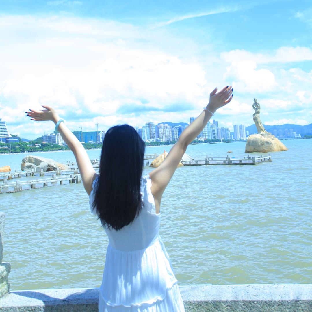 小刘英英（见过王嘉尔版）