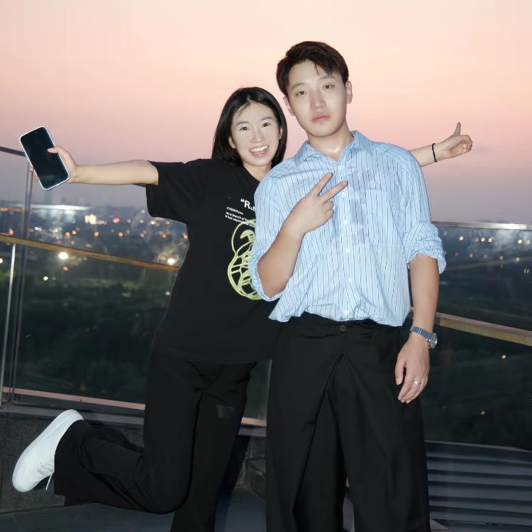 王威订婚庆典小助理