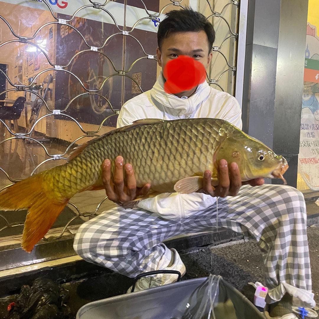阿远钓鱼