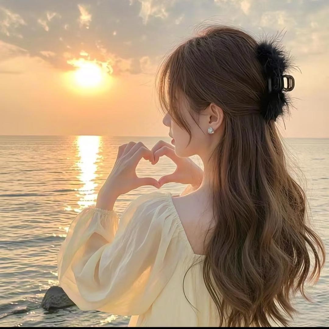 丽丽好物 晚上7：10分开播