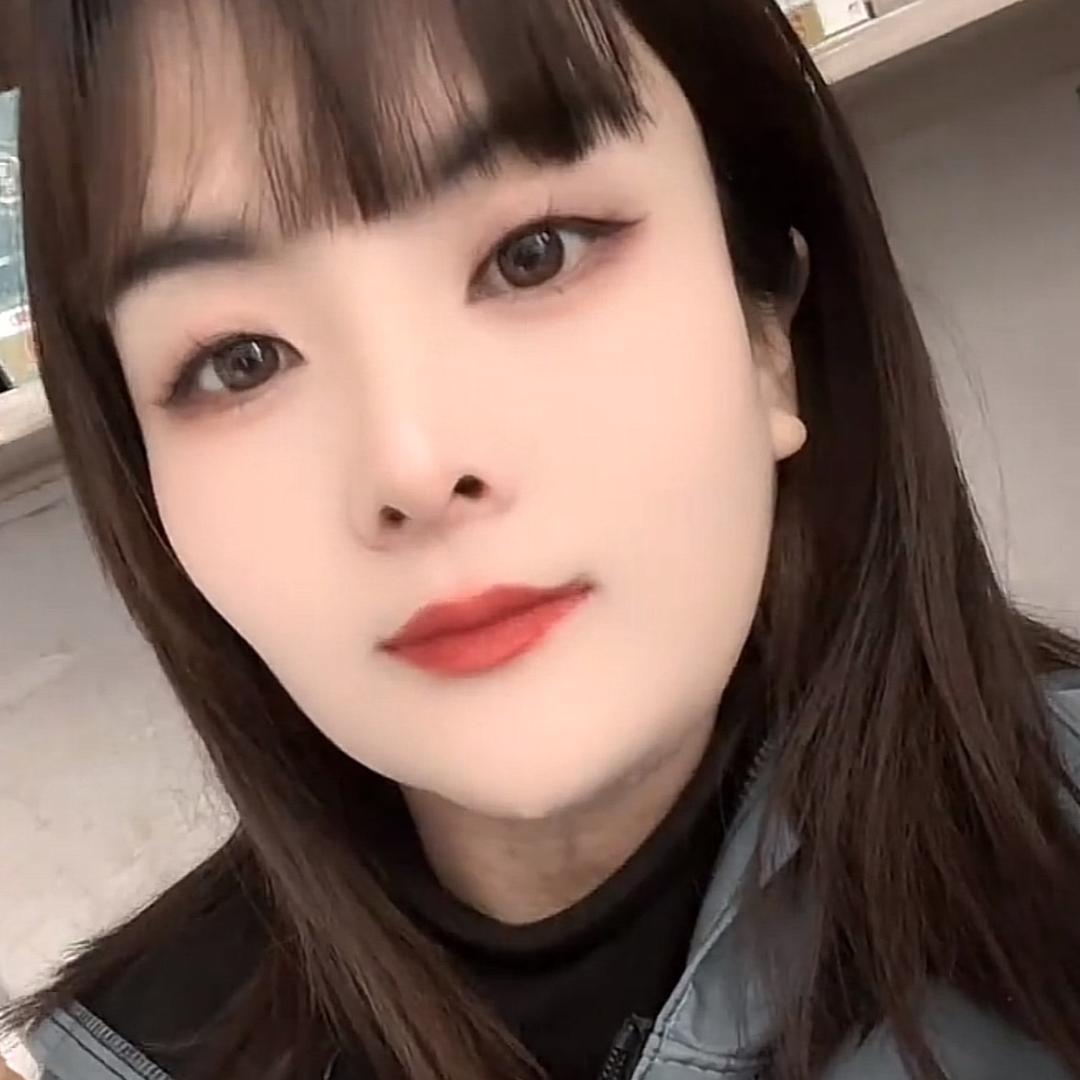 @小小萬