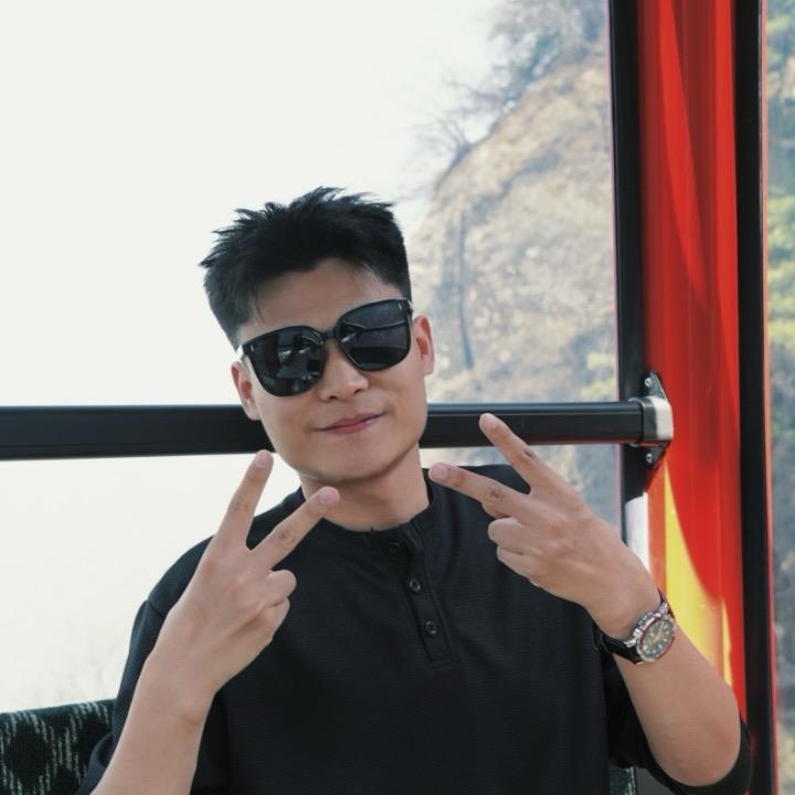 二手面包车小任