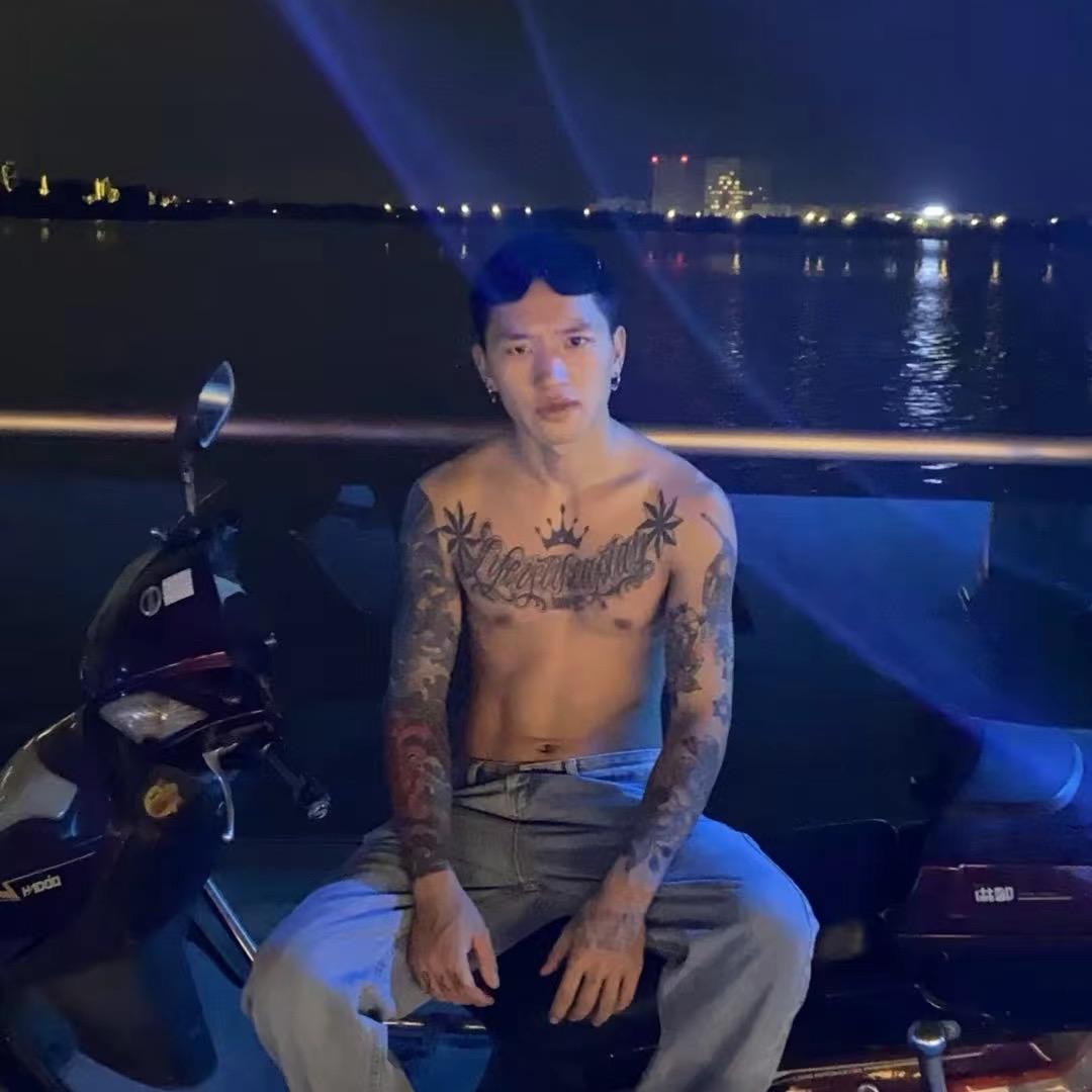燕总混