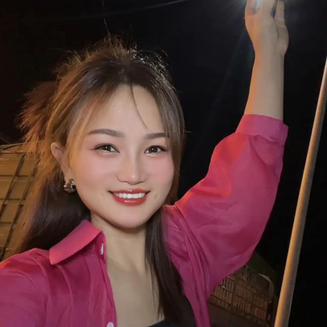 苗苗嘻😋