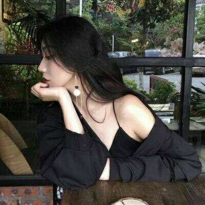 G.🦋