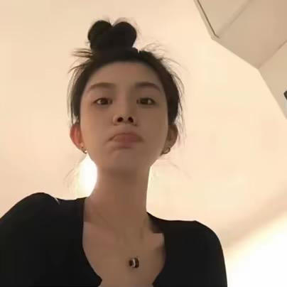 胡一菲-