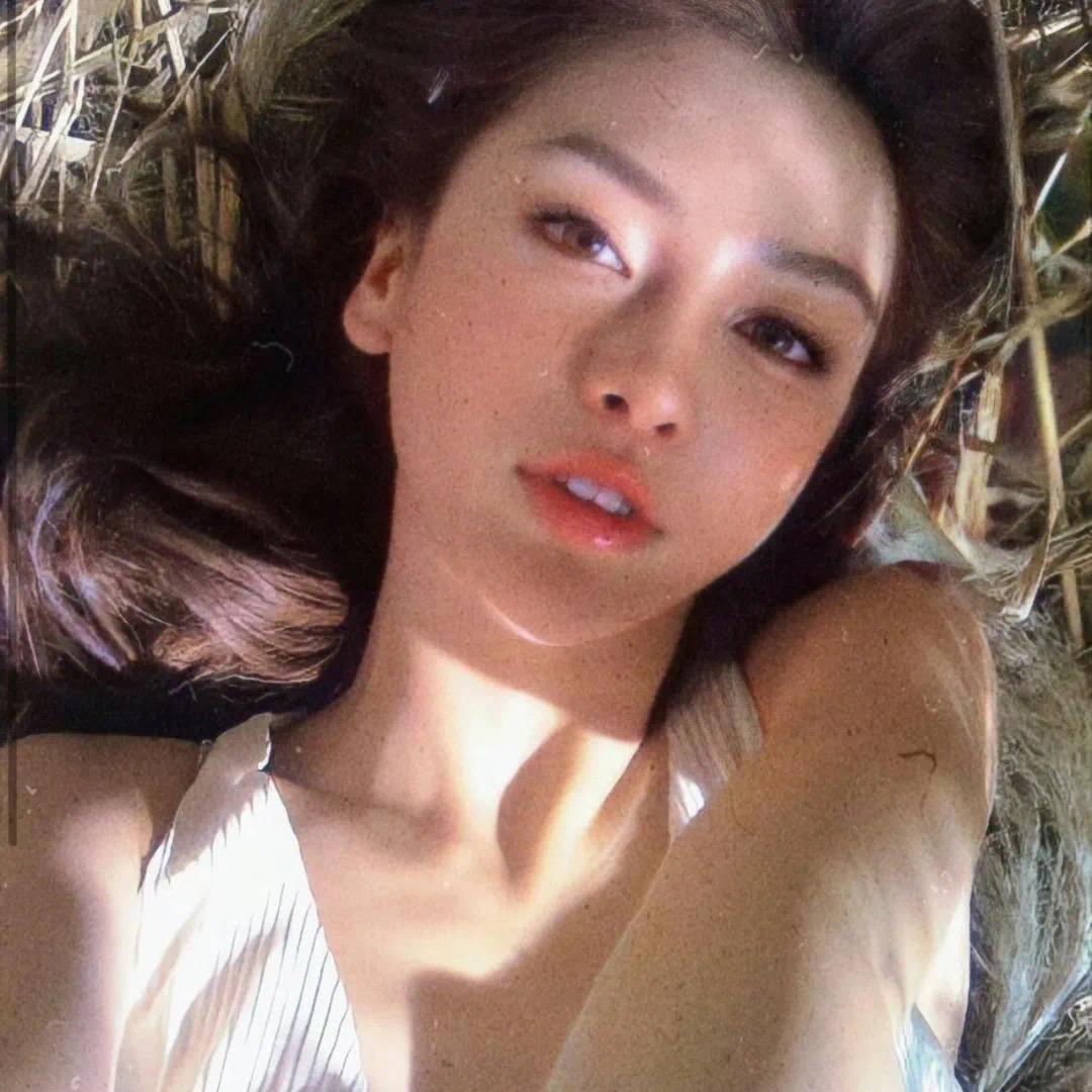 薇薇（季莹莹版❄️）