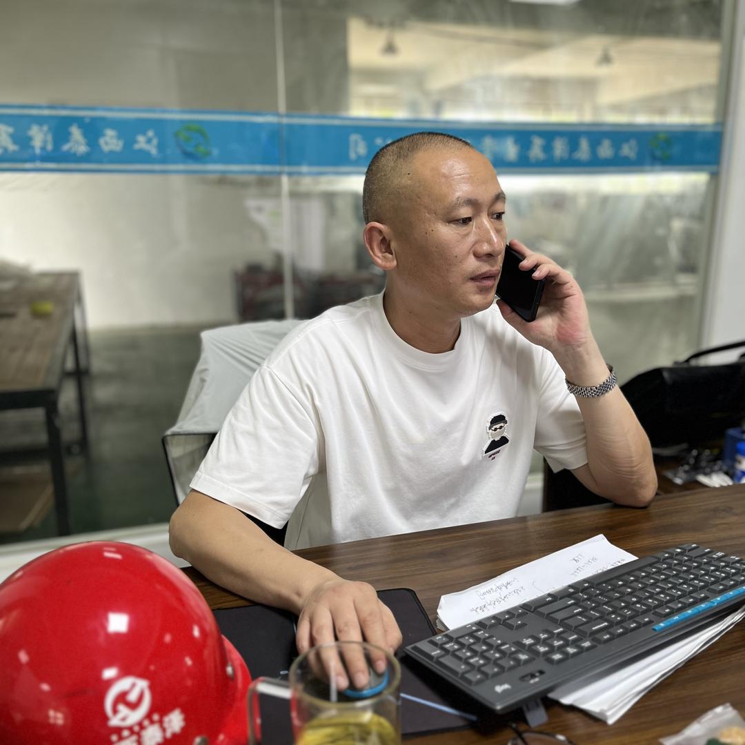 老陈卖汽车配件