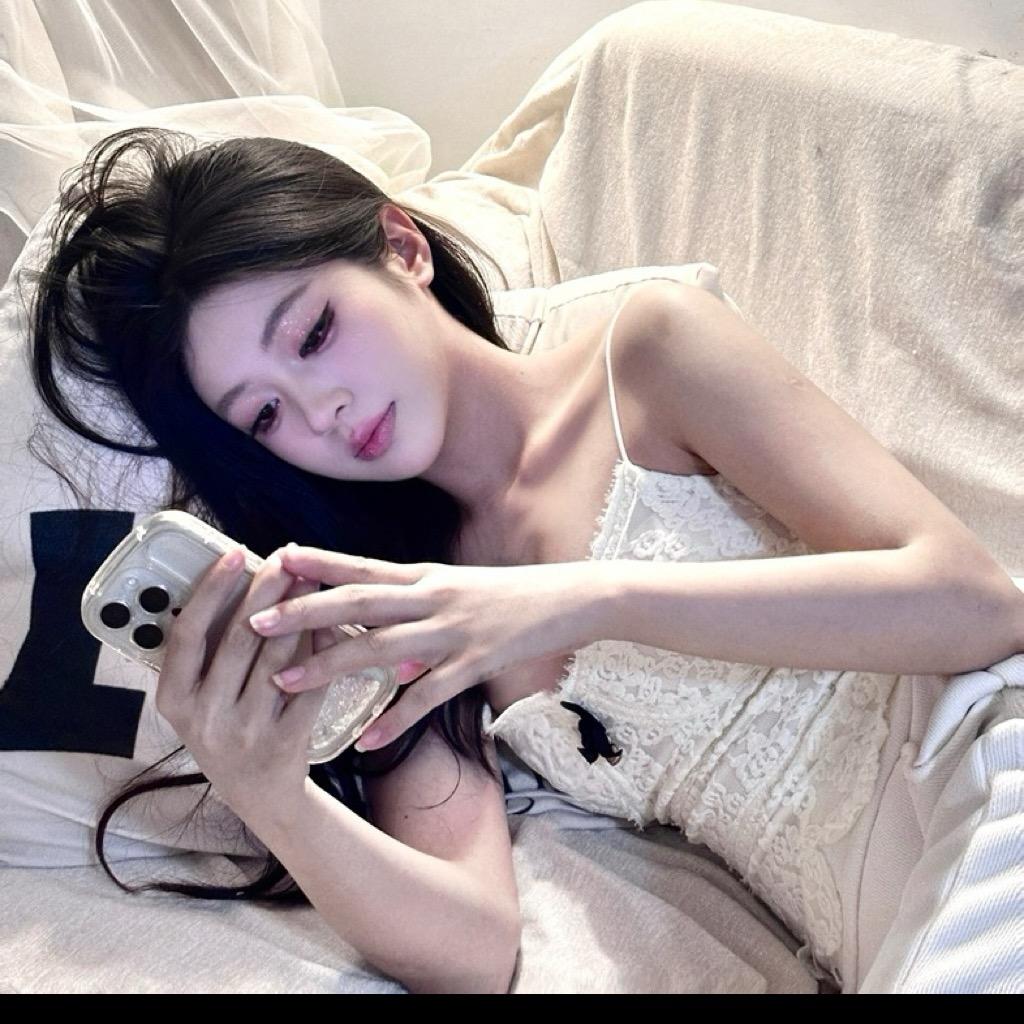 介梨有妍
