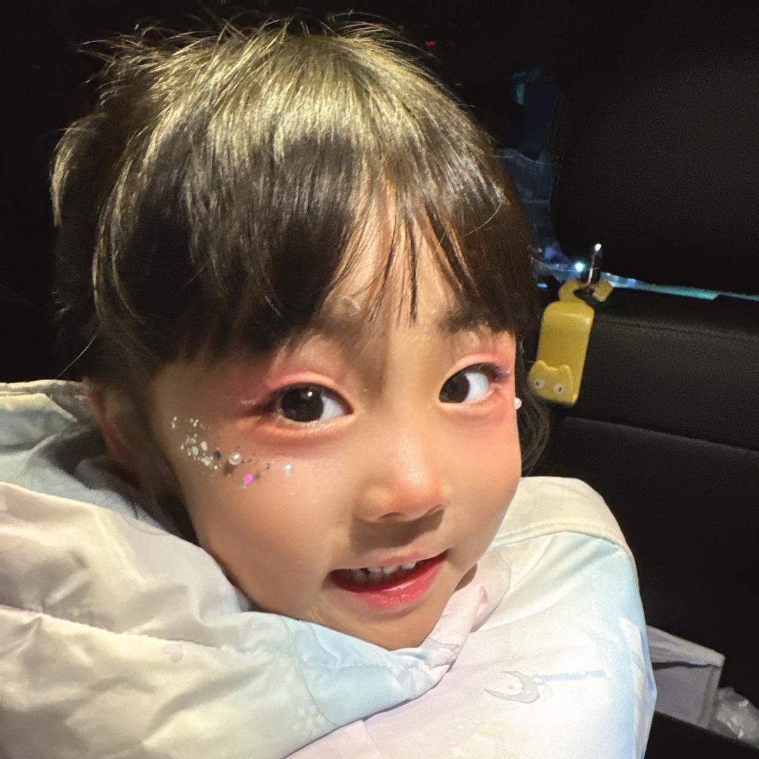 石榴宝贝