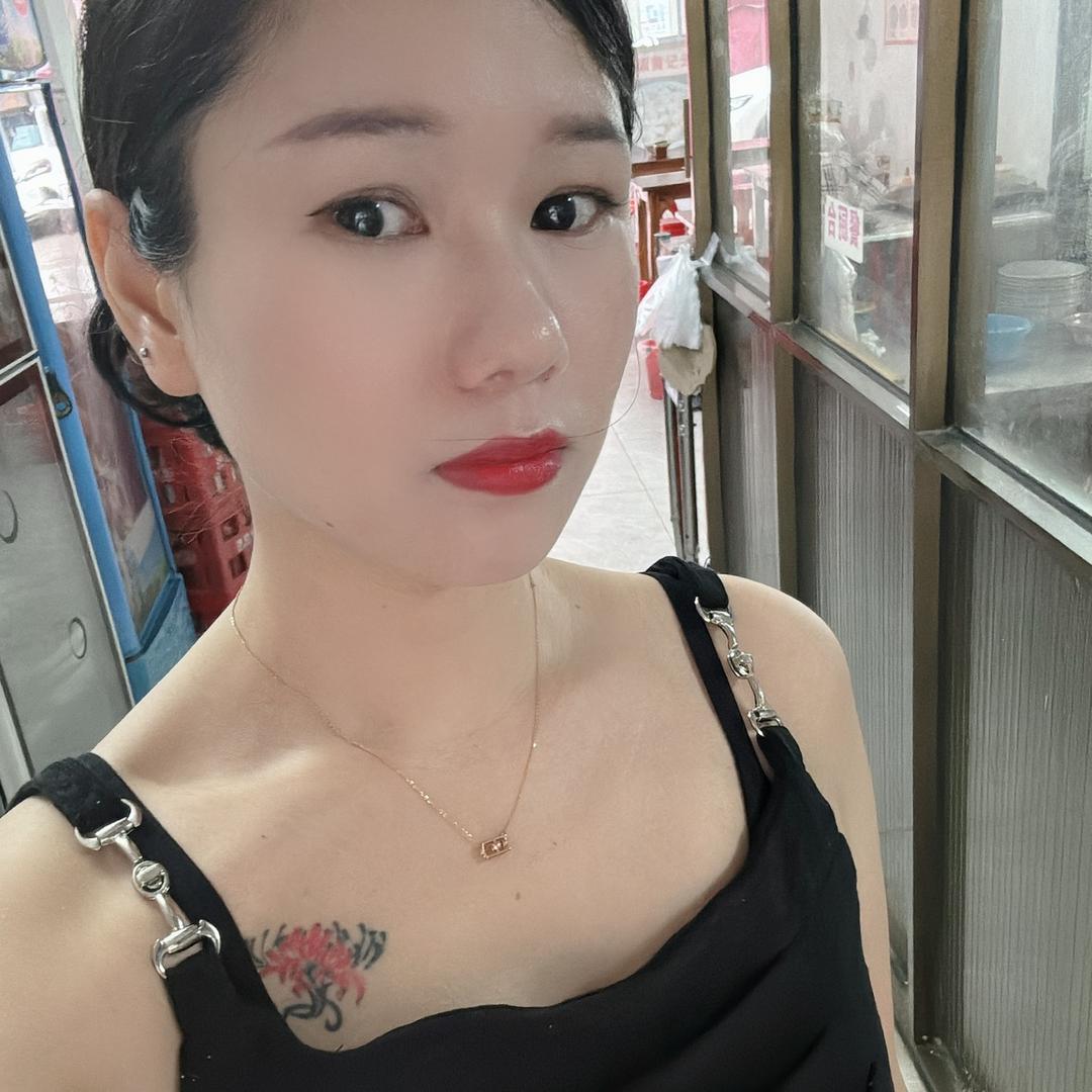 梅子🌼（六硍云吞）